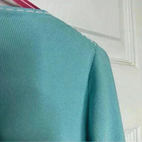 Nygard Collection Sweater Keyhole Neckline Blue & White Size Large - Picture 16 of 16